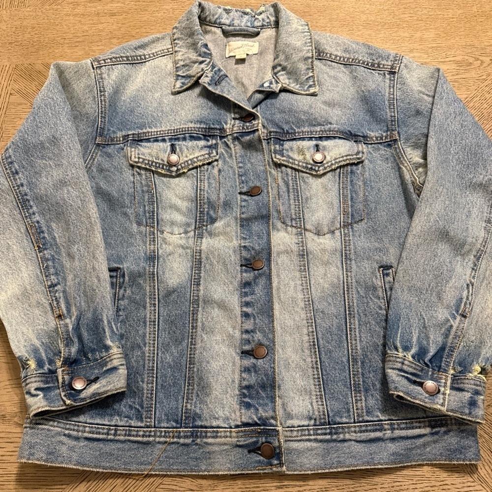 New Denim Jacket Women’s Medium M Blue Universal Thread NWT Classic